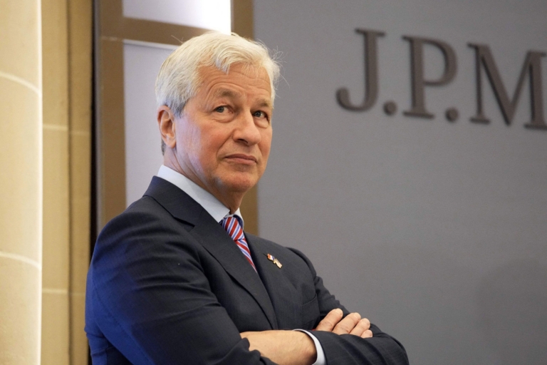 BBC: Jamie Dimon: Bank boss warns US interest rates could rise to 8%