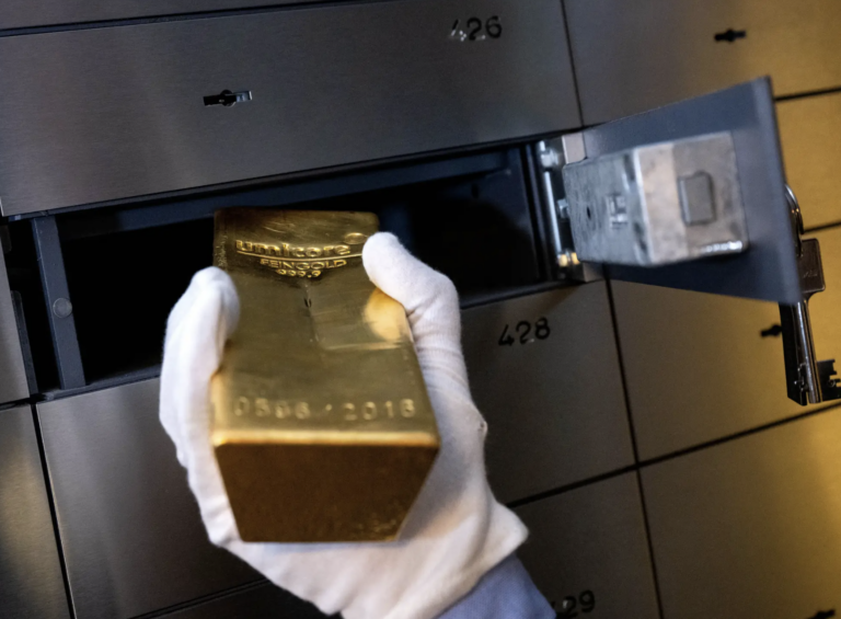 Markets Insider: Countries are so spooked by de-dollarization and the Western sanctions against Russia, they are increasingly moving gold assets back home for safekeeping