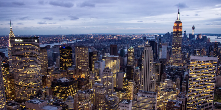 Markets Insider: The US is facing a debt storm. Here’s 5 charts that show trouble is brewing.