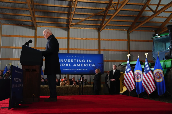 New York Times: Moody’s Changes U.S. Credit Outlook to ‘Negative’