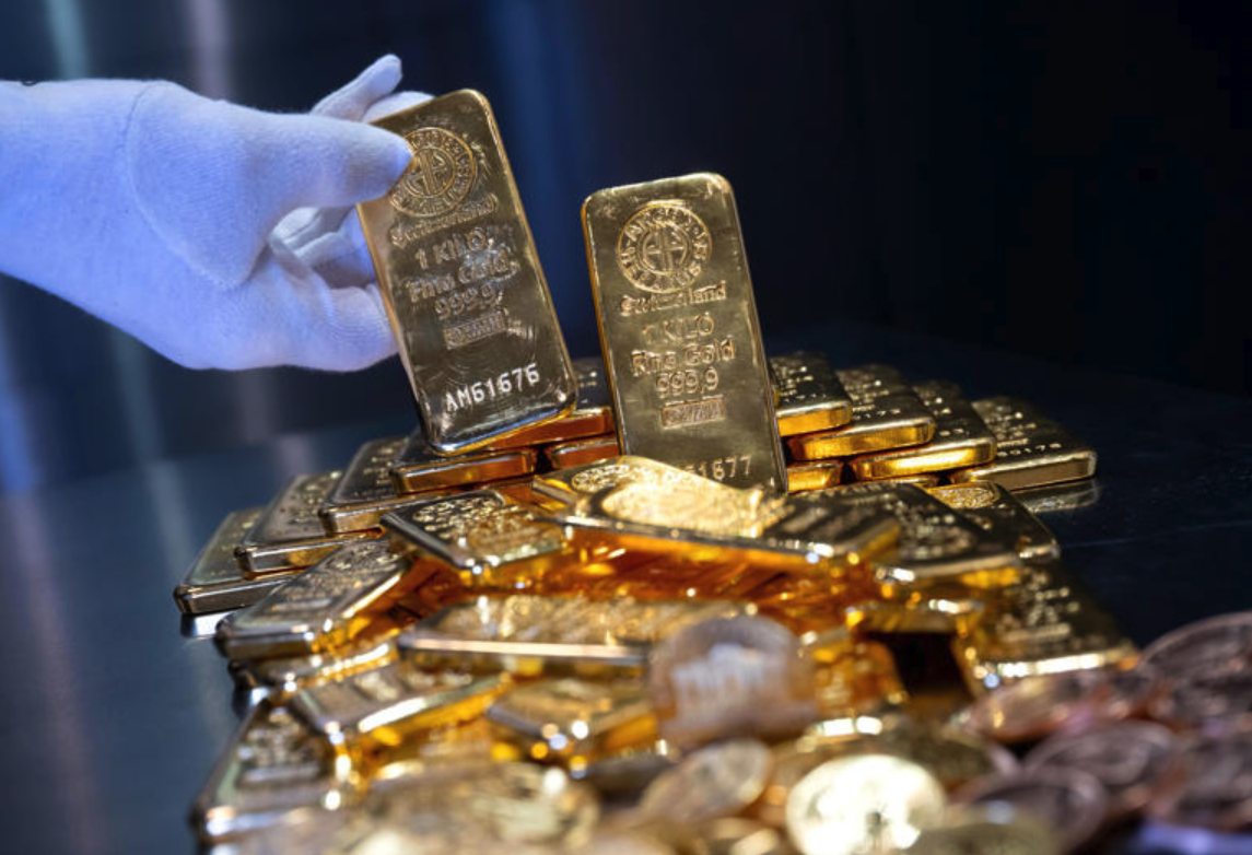 Gold Will Keep Setting Records With A Recession Becoming More Likely